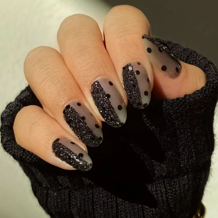 Black Glitter Textured Polka Dots